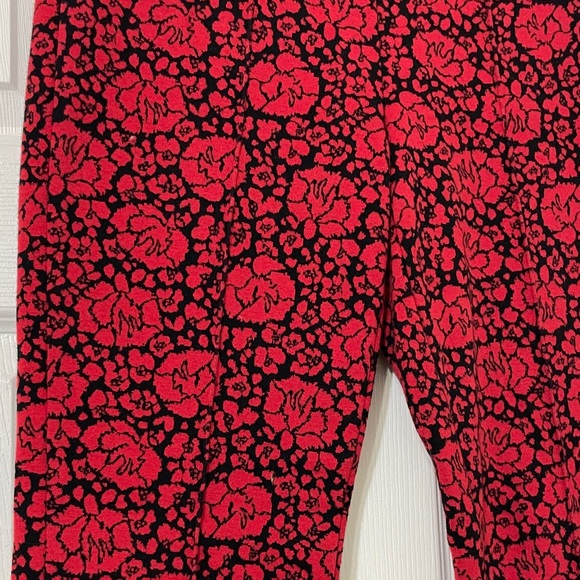 Maeve by Anthropologie The Margot Kick-Flare Cropped Pants in Red Size XS - Picture 7 of 15